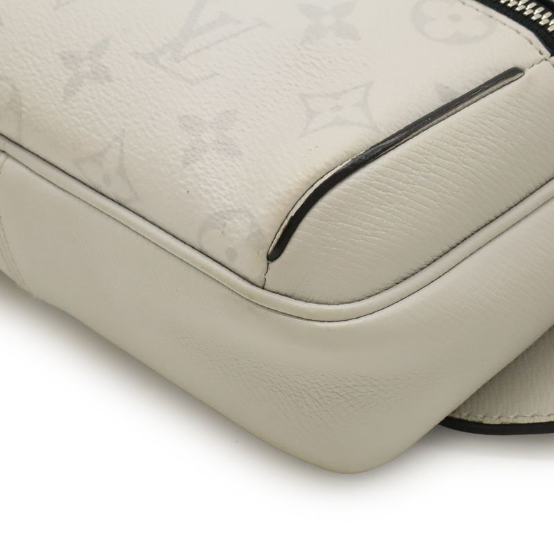 Louis Vuitton Taiga Lama Bum Bag Outdoor Waist Bag Body Bag Shoulder Untactica