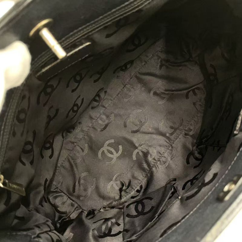 Chanel Coco Mark Caviar Skin Serial No 7 Caviar Skin Black Tote Bag Silver