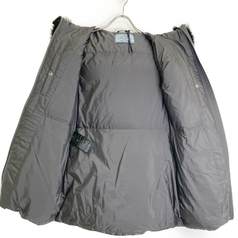 Prada  Authentic 29e117 Fur Triangle Logo Down 40