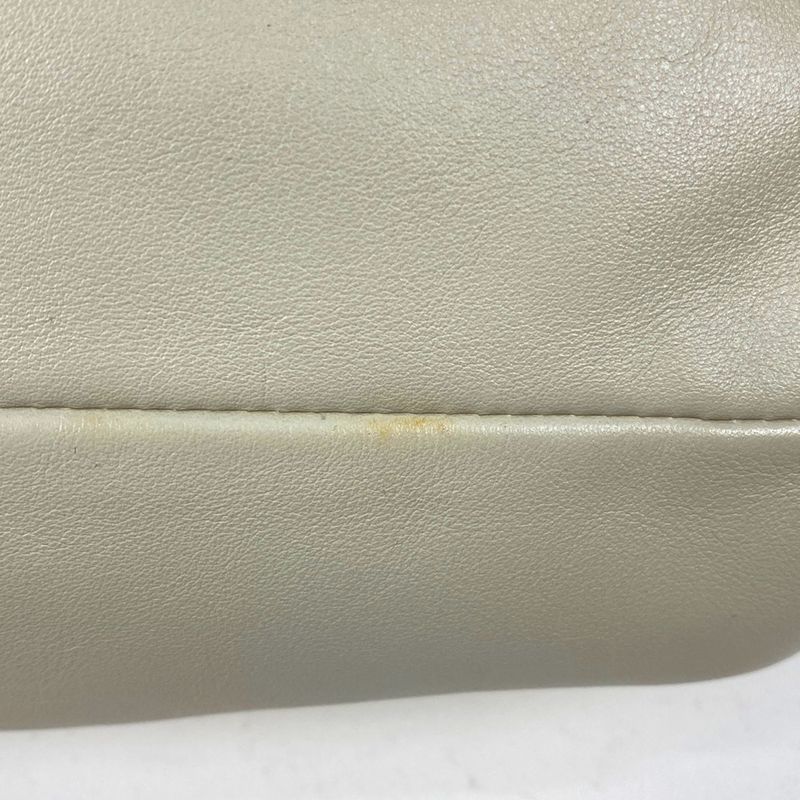 Bottega Veneta Mini The Pouch Shoulder Bag Gusset Shoulder Bag Leather Ivory