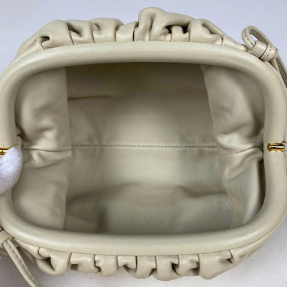 Bottega Veneta Mini The Pouch Shoulder Bag Gusset Shoulder Bag Leather Ivory