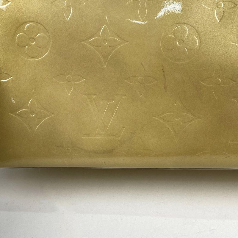 Louis Vuitton Reed PM Tote Bag Enamel Patent Handbag Monogram Vernis Beige