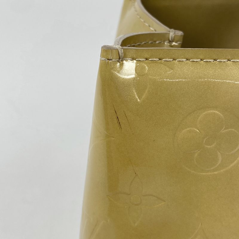 Louis Vuitton Reed PM Tote Bag Enamel Patent Handbag Monogram Vernis Beige