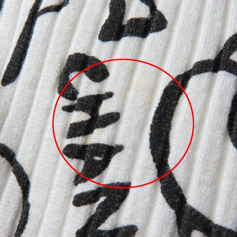 CHANEL 19A P61888v47215 Gold Button Coco Mark Camelia Logo Graffiti Short