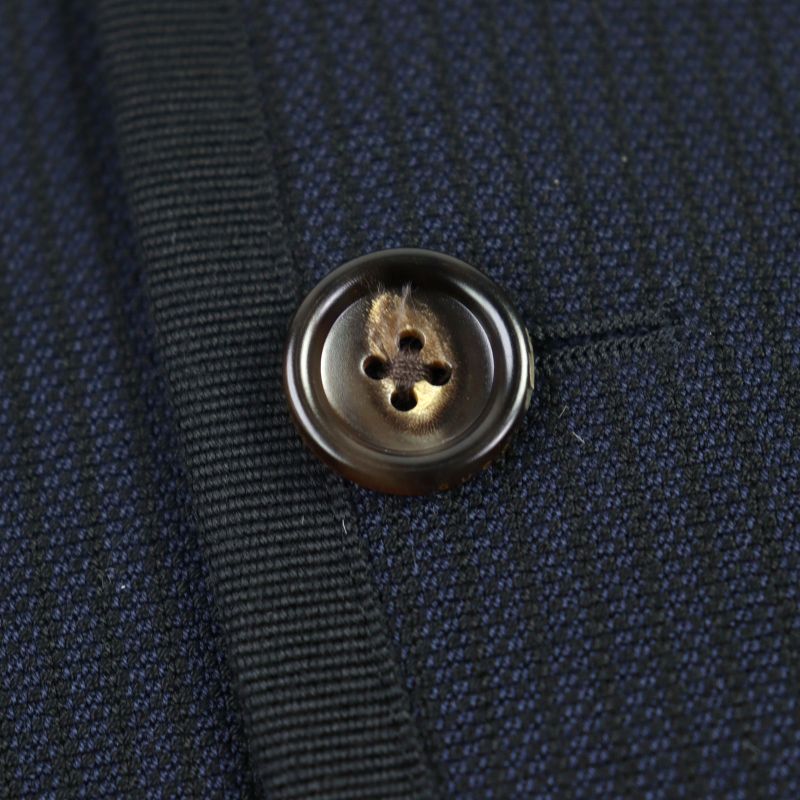 Gucci 521888 BEE Embroidered All-over Pattern Logo Button Piping Single