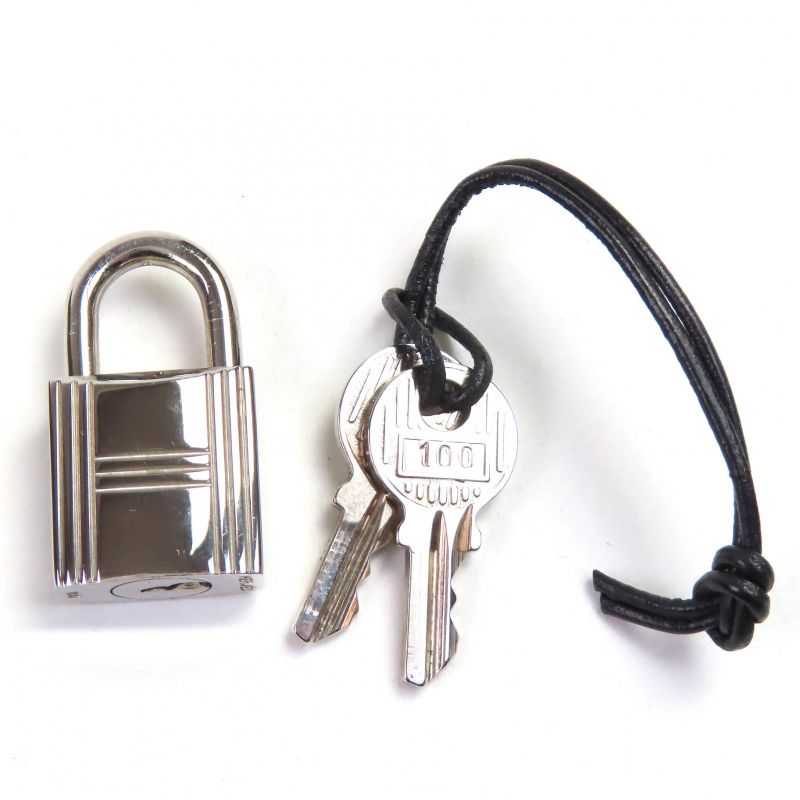 Hermes Yale Line GM With Key And Cadena Serie Button Canvas Large Shape Tote