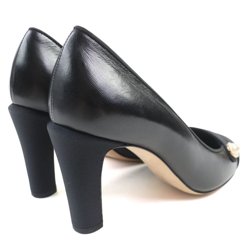 CHANEL G32920 Leather Coco Mark Round Toe Pumps With Faux Pearl Black Gold