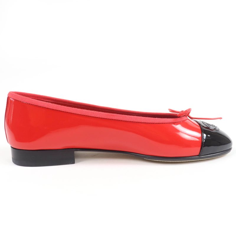 CHANEL G02819 Patent Leather Coco Mark Bicolor Flat Shoes Ballet Shoes Red
