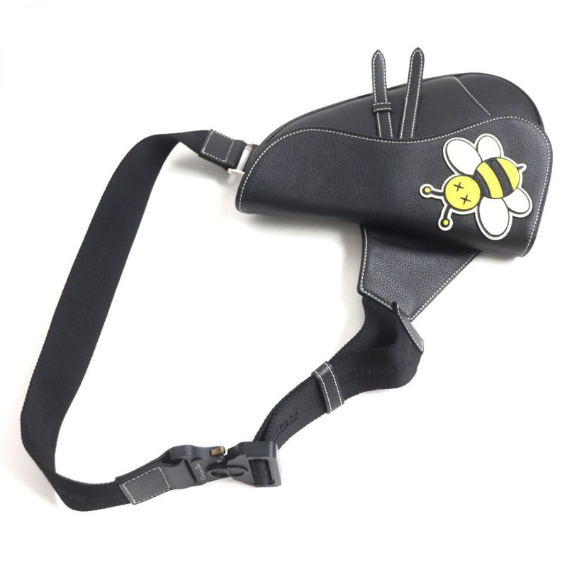  DIOR×kaws DIOR Homme×kaws Collaboration 06-bo-0149 Hachi/bee Leather Saddle