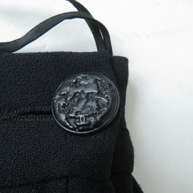 CHANEL P41079 With Coco Mark Buttons Lined With 100% Silk Knee-length