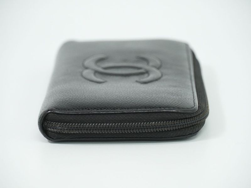 Authentic Chanel Coco Mark Round Zipper Long Wallet Long Wallet Caviar Skin