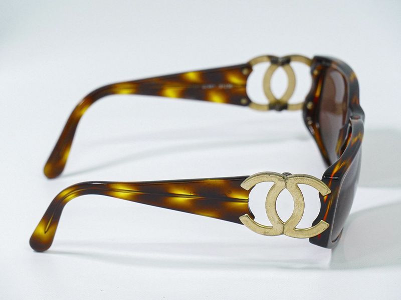 Authentic Chanel Coco Mark Tortoiseshell Pattern Sunglasses Eyewear Plastic GP