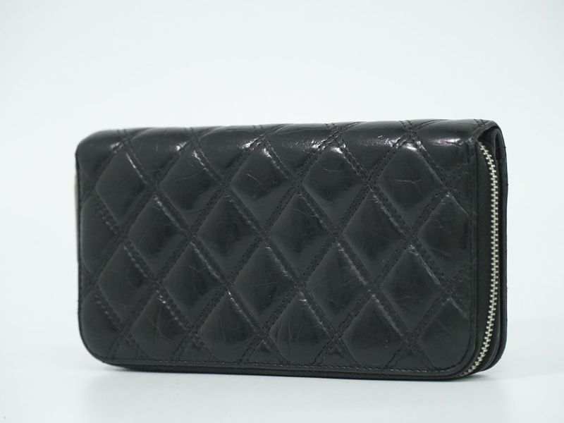 Authentic Chanel Paris New York Line Matelasse Round Zipper Long Wallet Long