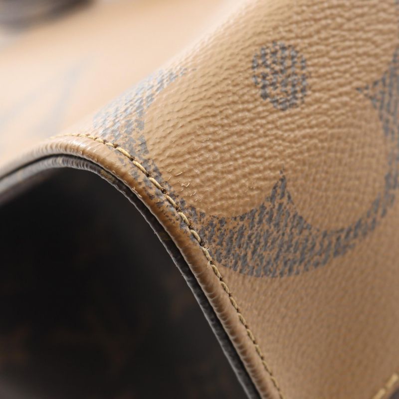 Louis Vuitton Tote Bag on-the-Go MM Monogram Giant Reverse M45321 PVC Coated