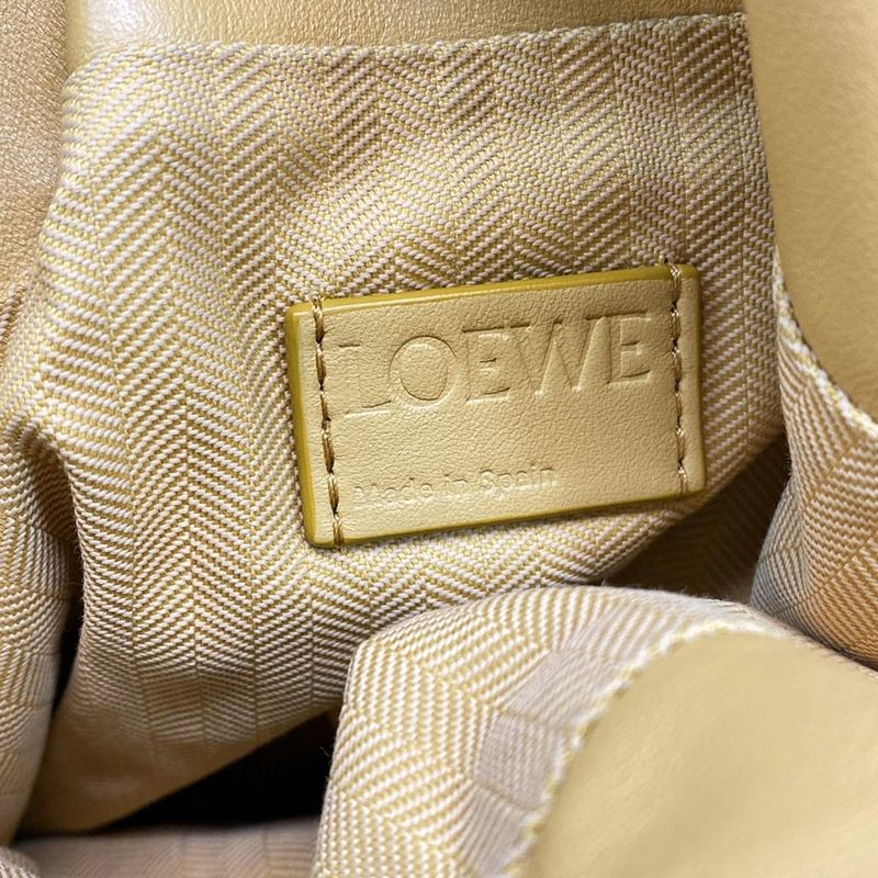 Loewe Clutch Bag Clutch Puffer Light Brown Leather