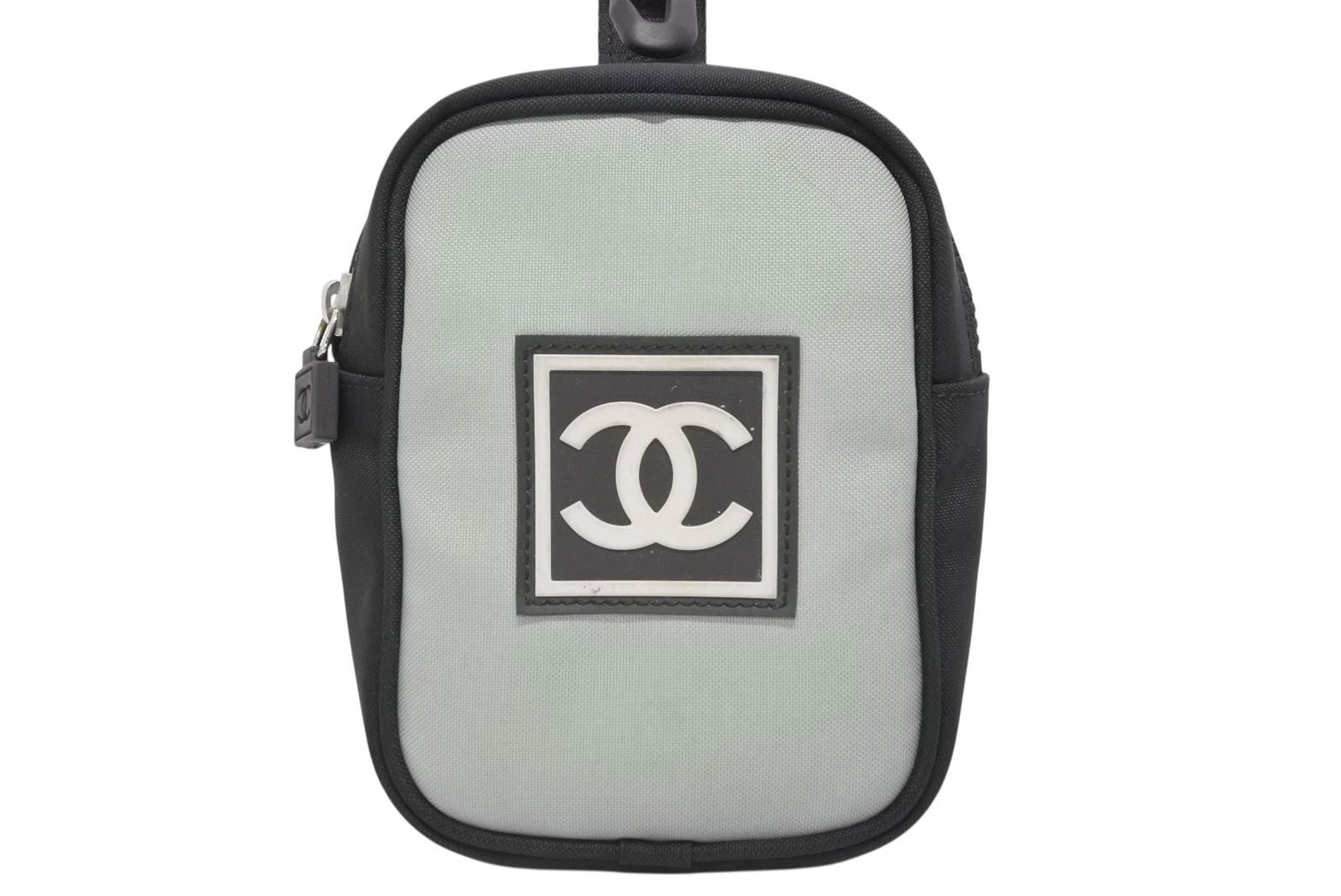 Chanel Pouch Sports Line CC Logo Black Green Nylon Patch — view 2