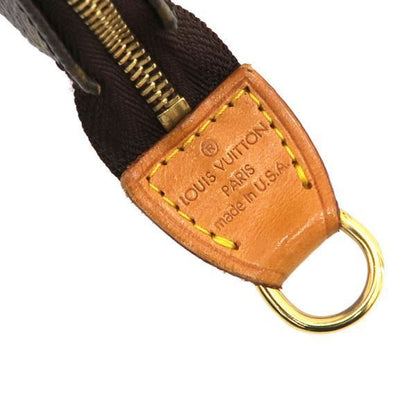 Louis Vuitton Monogram Accessory Pouch W/strap M51980 )