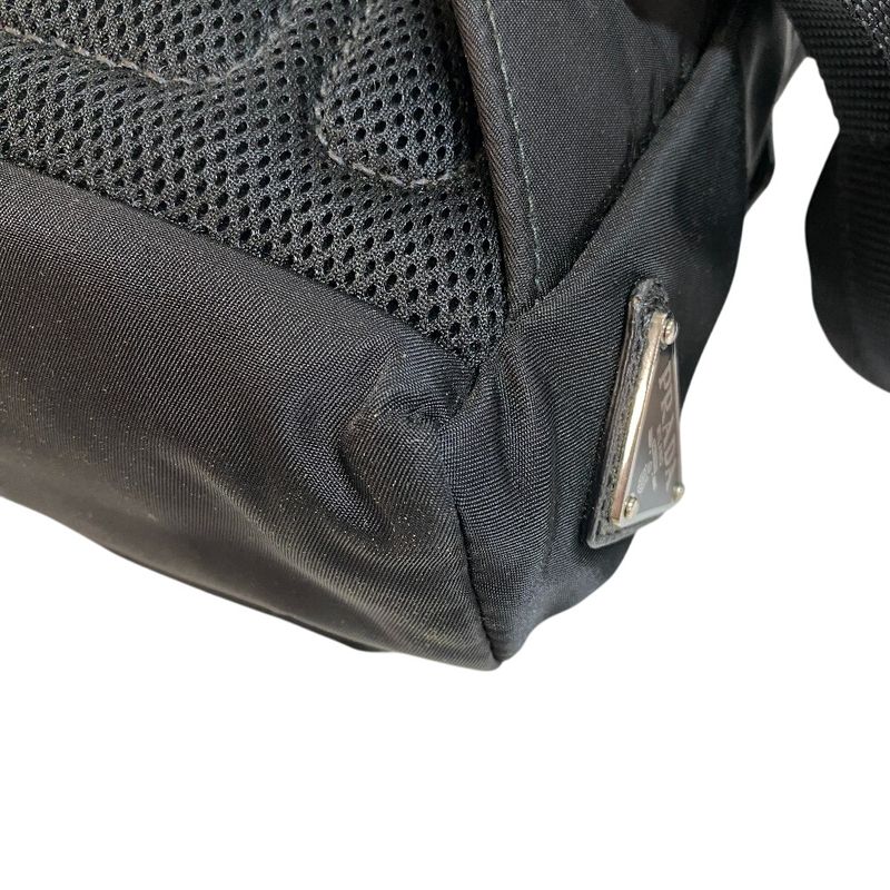 Prada 2vz013 Triangle Logo Triangle Plate One Shoulder Crossbody Shoulder Body