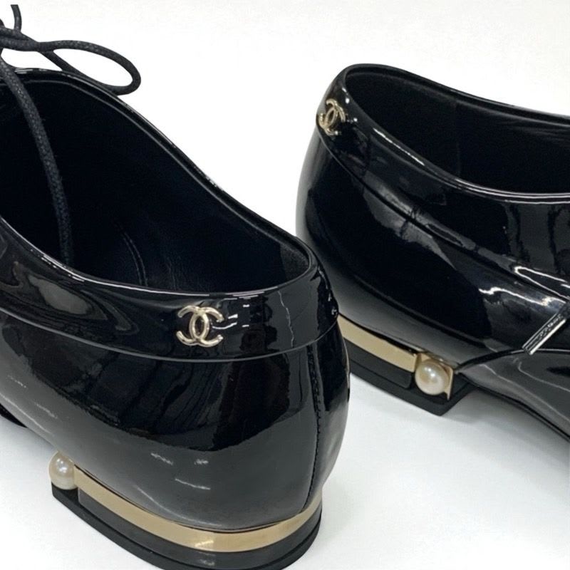 Chanel Loafers Leather Shoes Patent Fake Pearl Black Here Mark Lace Up