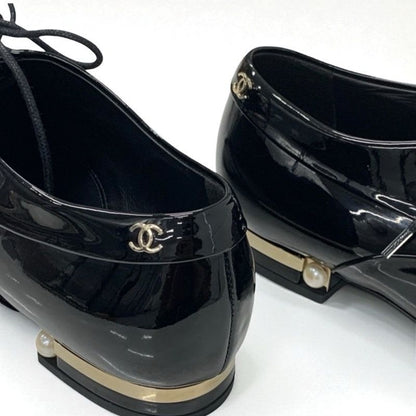 Chanel Loafers Leather Shoes Patent Fake Pearl Black Here Mark Lace Up