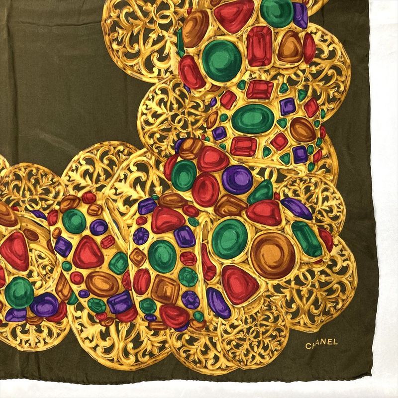 Chanel Gripore Scarf Khaki Bijoux Jewelry Women