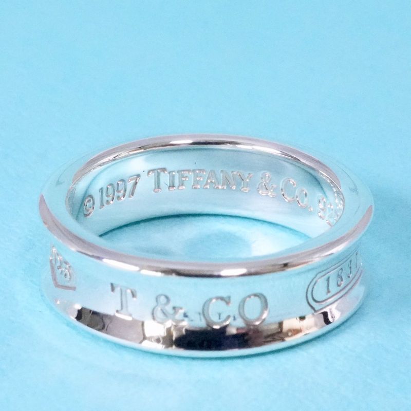 19.5 Tiffany & Co 1837 Narrow Medium Ring 25-1705