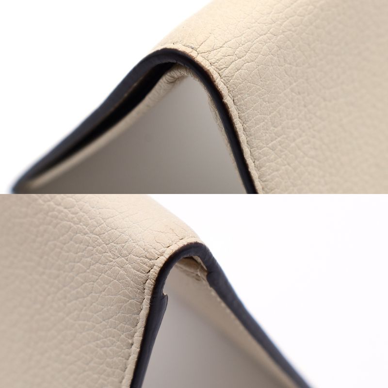 Gucci Wallet Logo Print Bifold Wallet Leather White 31bs007