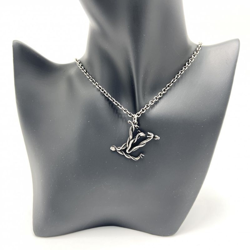 Louis Vuitton Necklace Unisex Snake Pendant Accessory With Adjuster Vintage