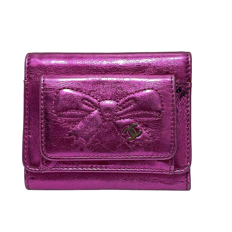 Chanel Trifold Wallet - Pink Leather
