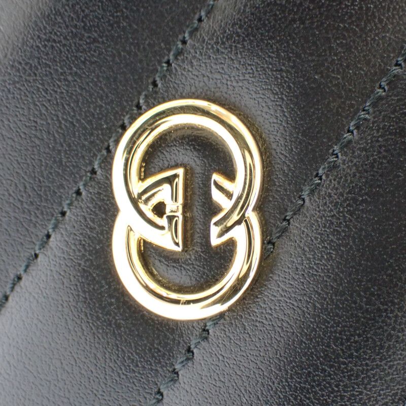Gucci Interlocking G Heart 751628 Shoulder Bag Calf Black Gold Hardware Ladies