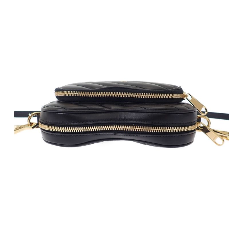 Gucci Interlocking G Heart 751628 Shoulder Bag Calf Black Gold Hardware Ladies