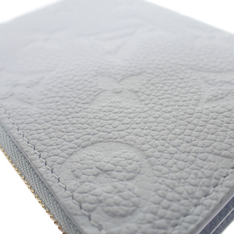 Louis Vuitton Portefeuille Lisa Compact Wallet M14654 Bifold Wallet Monogram