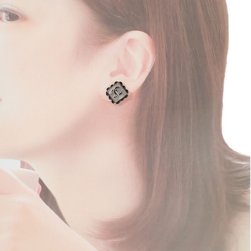 Chanel Square Coco Mark Earrings Abe425 B18071 Nzt06 Metal Resin White Black