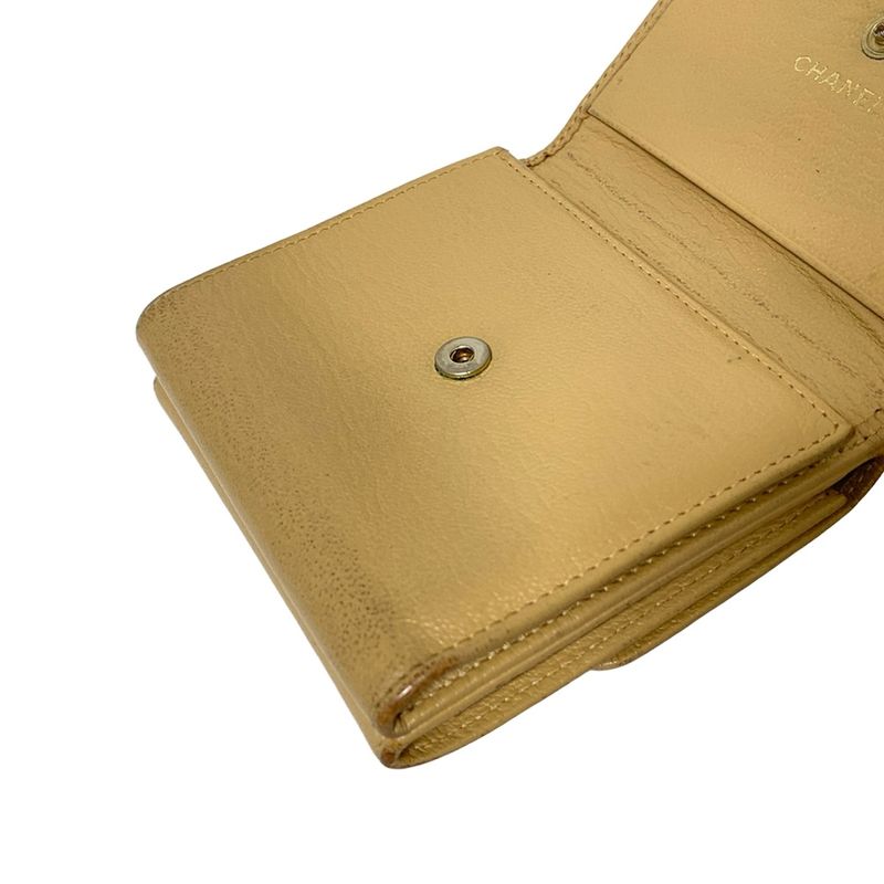 Chanel Trifold Wallet - Beige Gold Leather