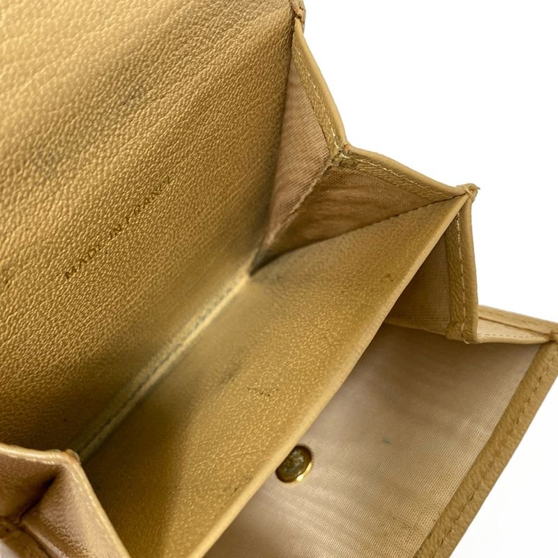 Chanel Trifold Wallet - Beige Gold Leather