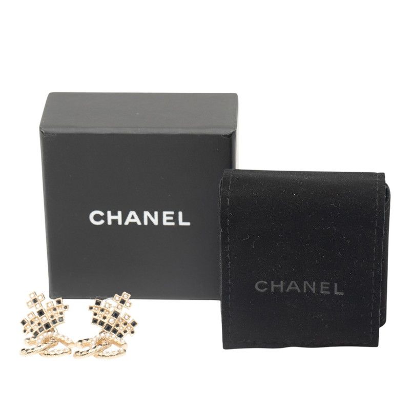 Chanel Coco Mark Pearl Crown Gold Plated Ladies Chanel