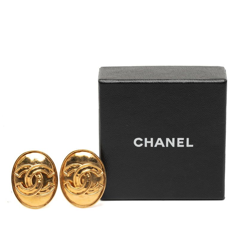 Chanel Vintage Coco Mark Oval Gold Plated Ladies Chanel