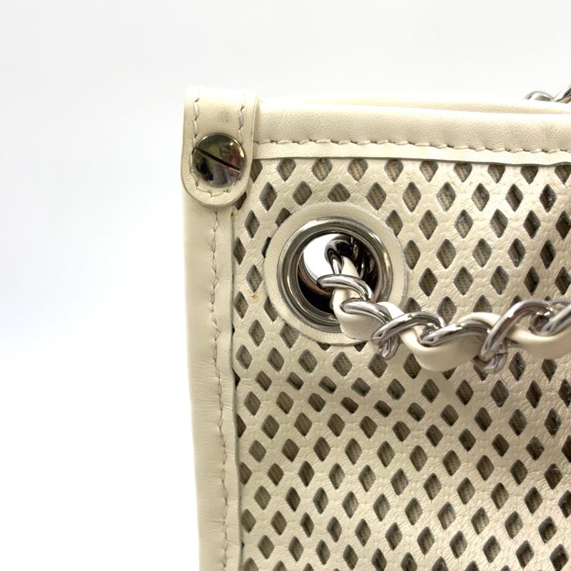 Chanel Mesh Leather Tote Bag Serial #17 Leather Off White Chain Shoulder Bag