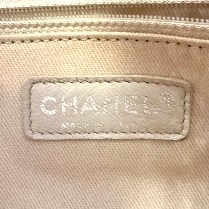 Chanel Mesh Leather Tote Bag Serial #17 Leather Off White Chain Shoulder Bag