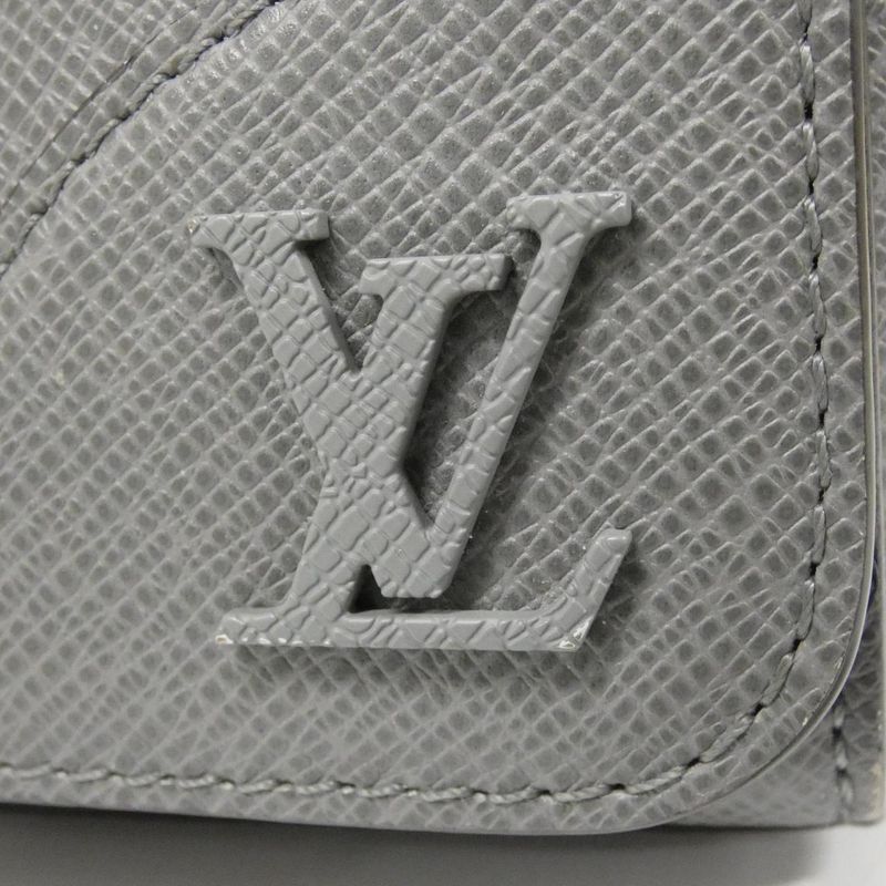 Louis Vuitton Taiga New Flap Messenger M30808 Shoulder Bag