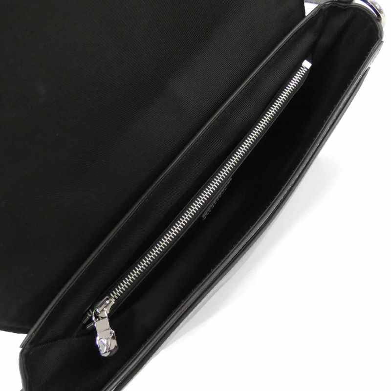 Louis Vuitton Taiga New Flap Messenger M30808 Shoulder Bag