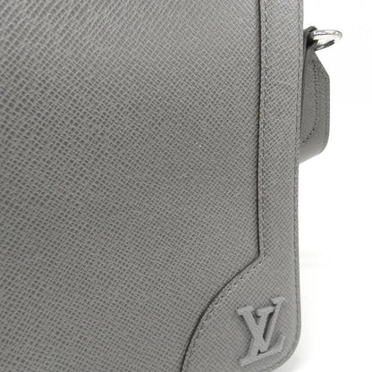 Louis Vuitton Taiga New Flap Messenger M30808 Shoulder Bag