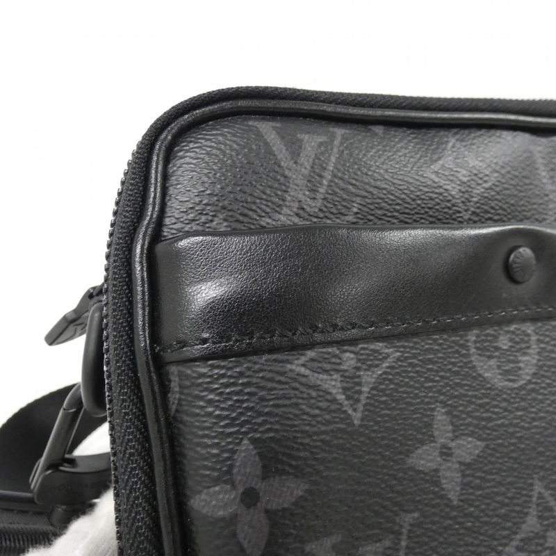 Louis Vuitton Monogram Eclipse Alpha Messenger M46955 Shoulder Bag