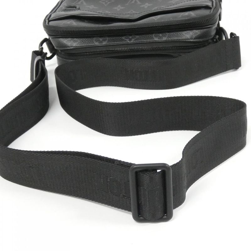 Louis Vuitton Monogram Eclipse Alpha Messenger M46955 Shoulder Bag