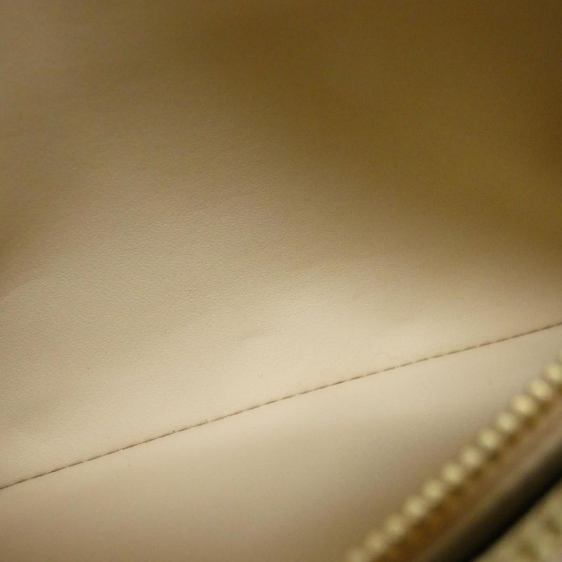 Louis Vuitton Coussin BB M22396 Shoulder Bag