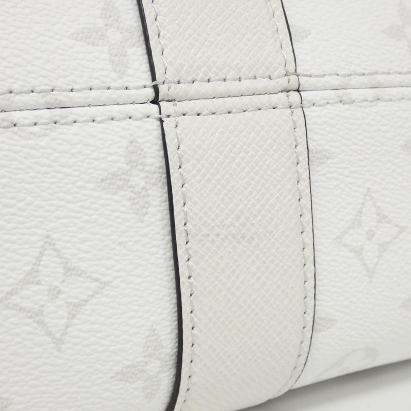 Louis Vuitton Taiga Llama Weekend Tote M30919 Bag