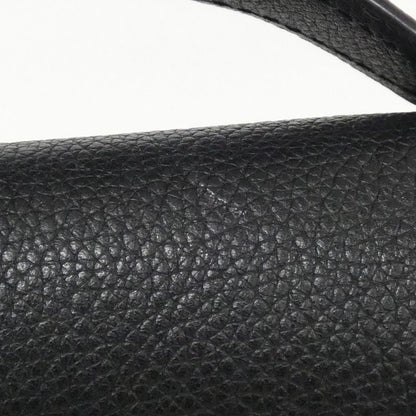 Louis Vuitton Oxford M22735 Shoulder Bag