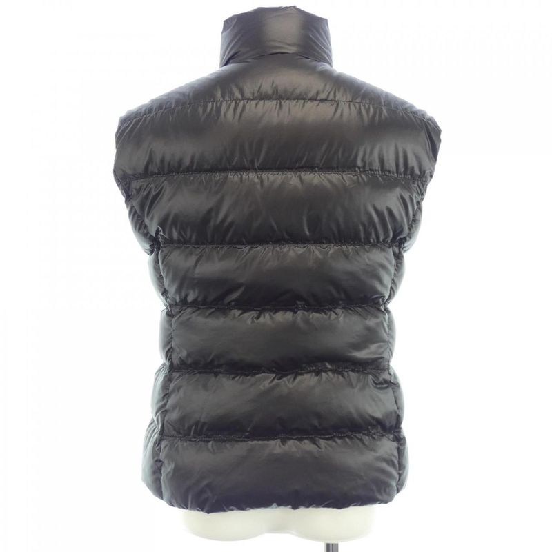 Prada Triangle Logo 290546 R212 11HU Down Vest