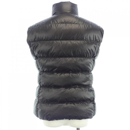 Prada Triangle Logo 290546 R212 11HU Down Vest