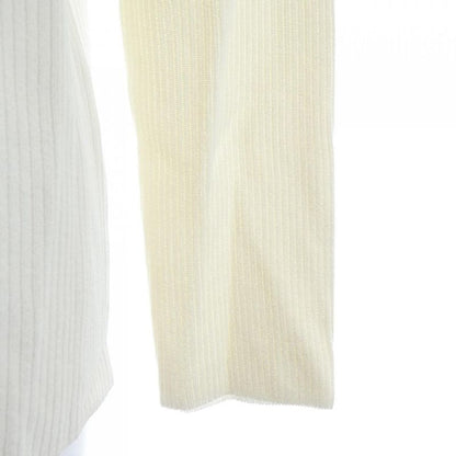 Chanel P20559v01244 Cardigan